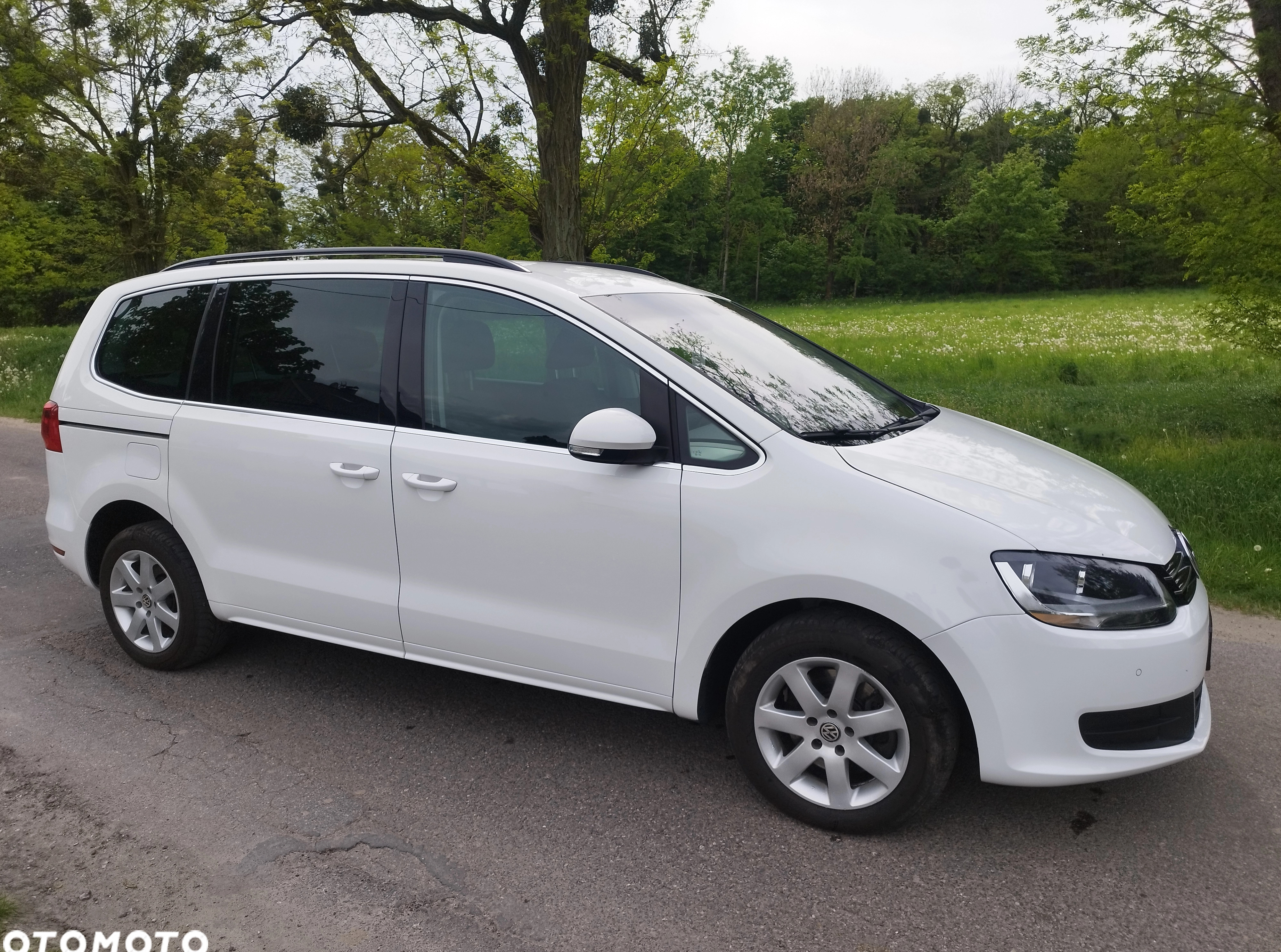 Volkswagen Sharan cena 38800 przebieg: 256444, rok produkcji 2012 z Skoki małe 301